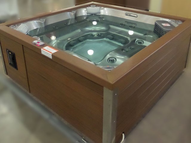 Гидромассажная ванна Jacuzzi J LXL (рис.3) Гидромассажная ванна Jacuzzi J LXL (рис.3)